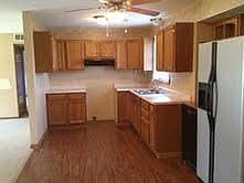 4th image of 528 Emporia Ave
