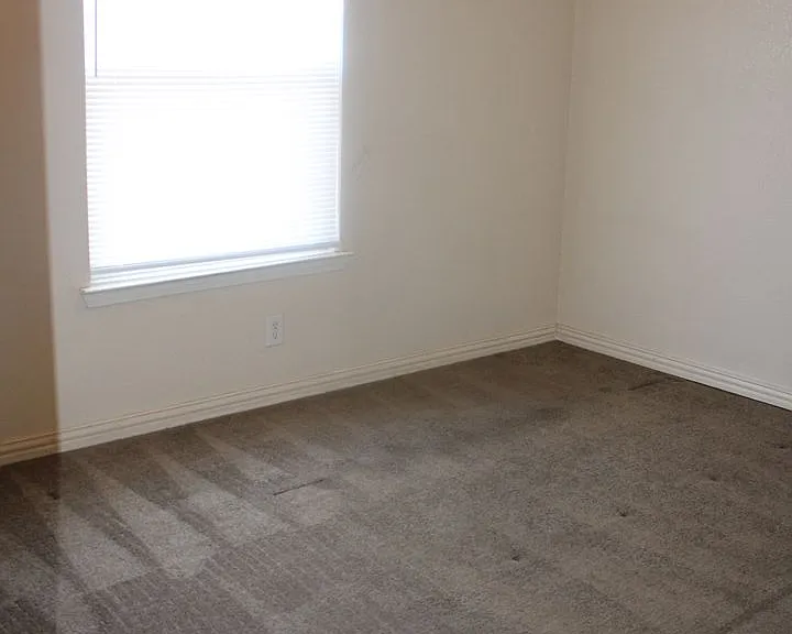 10936 Whitehall Dr — Photo 16