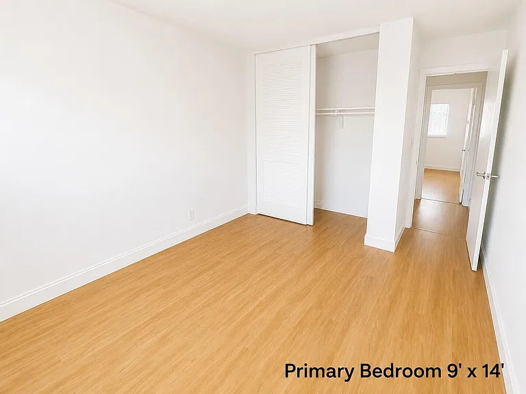 510 Lake Shore Dr #29 — Photo 3