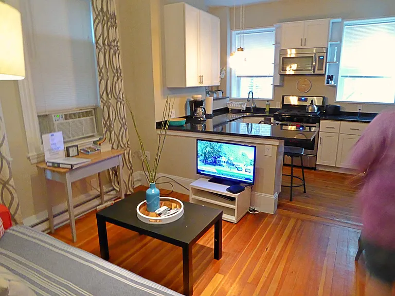 20 Moon St #2A — Photo 3