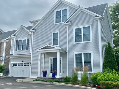159 Colonial Road #5, Stamford, CT, 06906