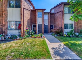 33799 Pondview Cir #47, Livonia, MI 48152