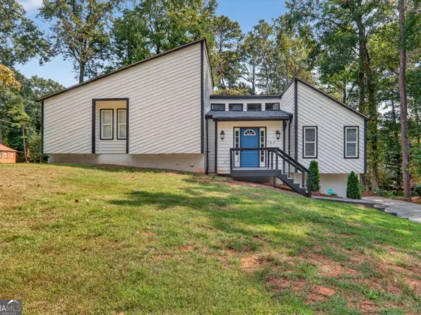 783 Lost Creek Cir, Stone Mountain, GA 30088