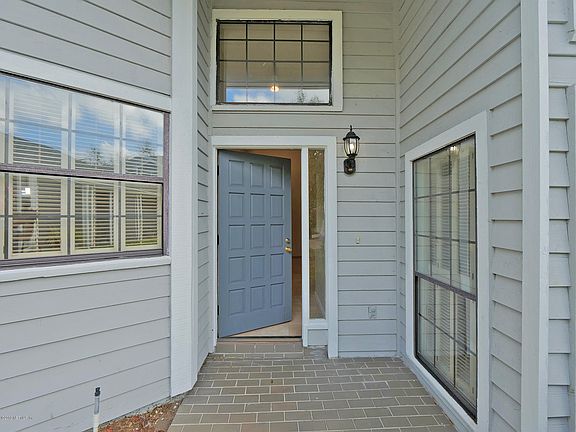 4th image of 145 Willow Pond Ln