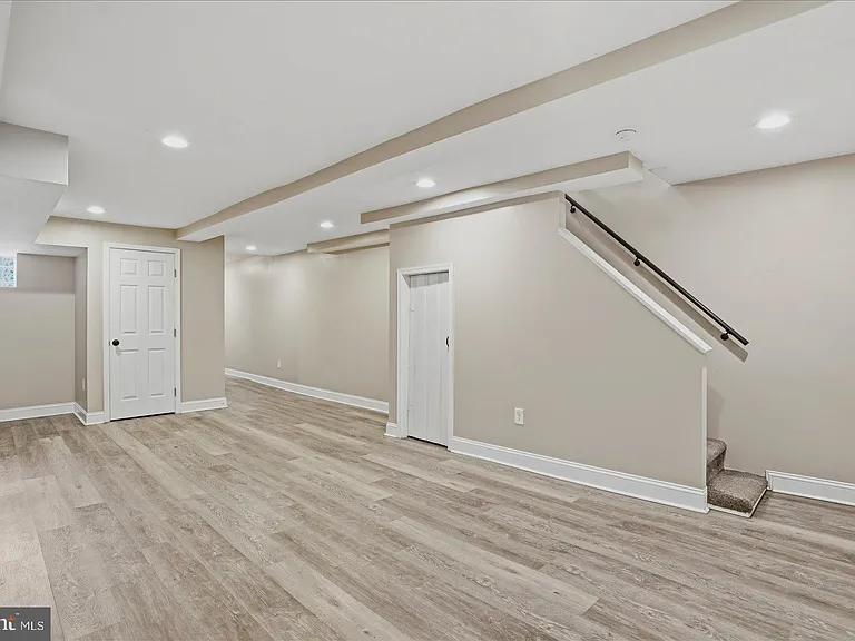 2605 Denison St — Photo 19