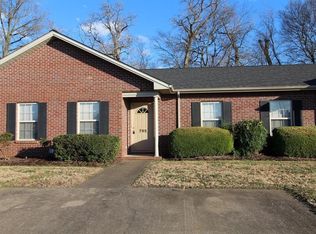 763 Sivley Rd, Hopkinsville, KY 42240