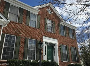 830 Hawks Run Ct SE, Leesburg, VA 20175