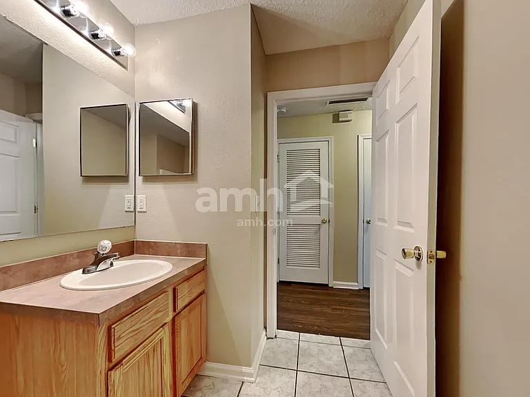 1438 Blues Creek Dr — Photo 14