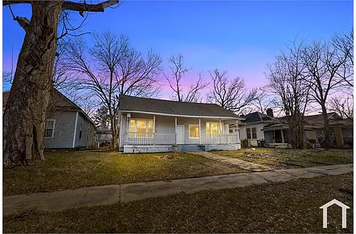 1217 Fulton Ave Photo 1