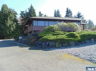 727 S Alder St, Port Angeles, WA