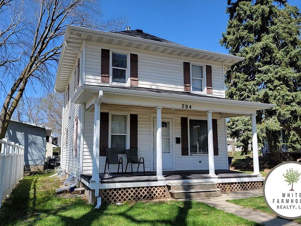 1st image of 704 Windom St