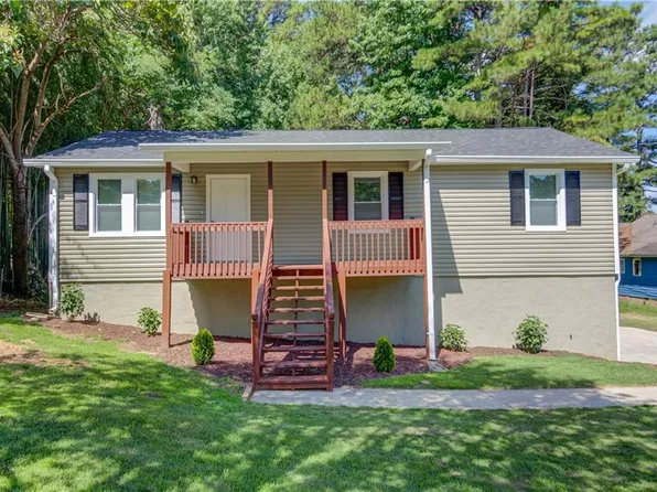 1381 Timbercrest Dr, Lawrenceville, GA 30045