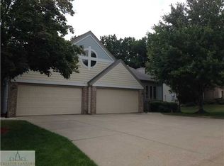 1010 Rolling Green Ln, Lansing, MI