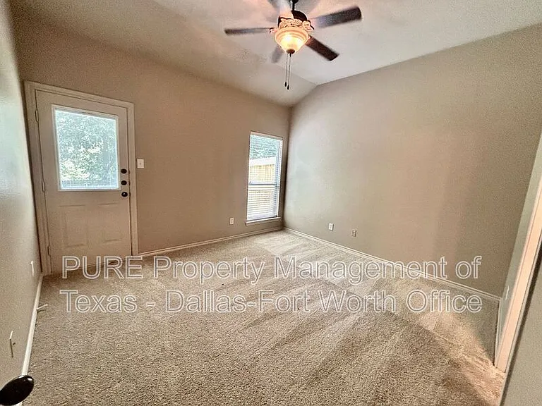 1421 Piedmont Dr — Photo 22