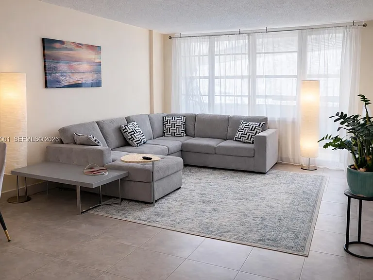 3725 S Ocean Dr #1015 — Photo 3