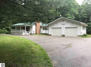 1160 E Moorestown Rd, Lake City, MI 49651