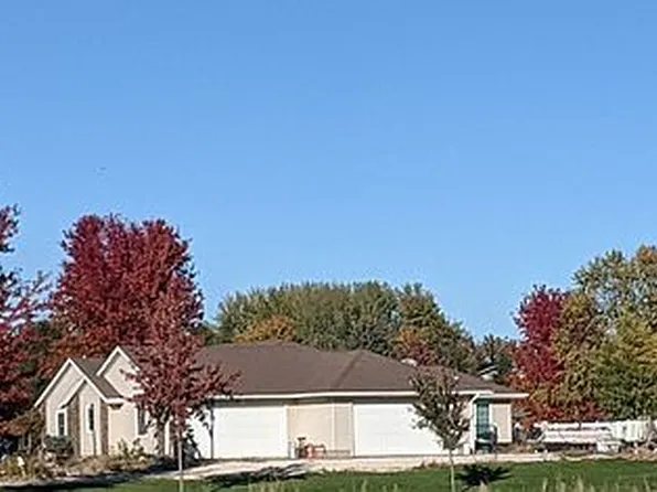 16560 Mahogany Ave, Le Mars, IA 51031