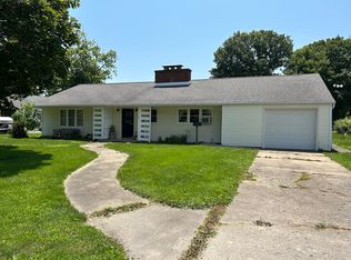 107 E Reynolds St, Tolono, IL