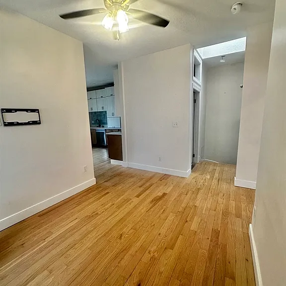 12 Story St #2 — Photo 7