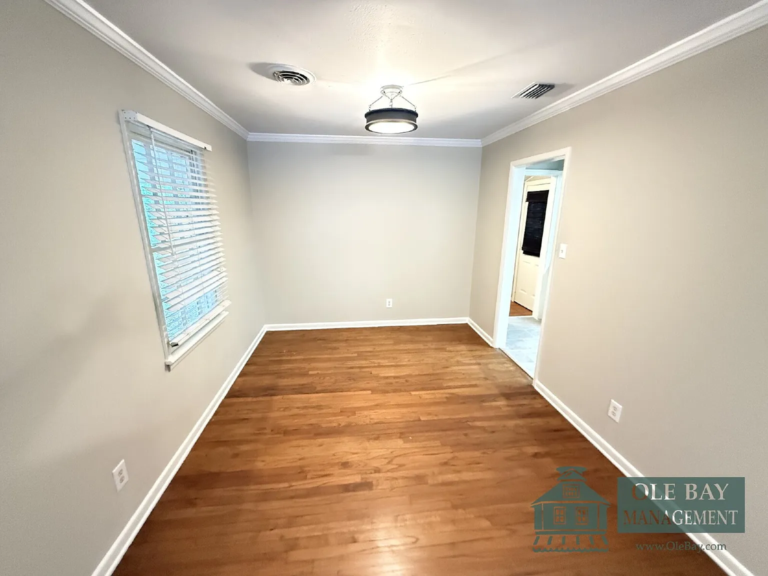 3 bed, 2.0 bath, $1,700 — Photo 2
