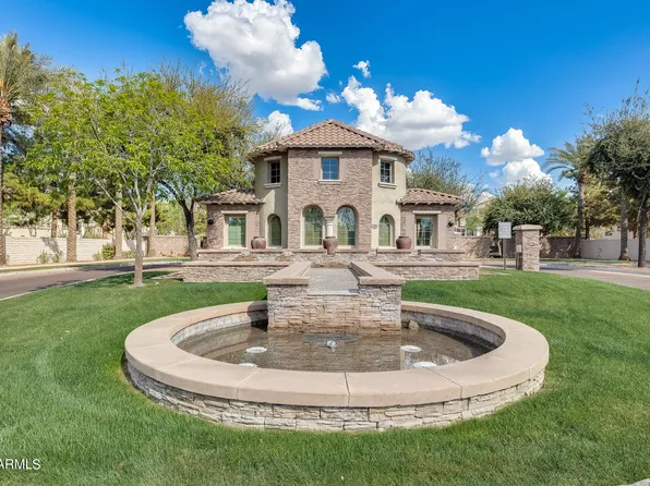 1676 E DOGWOOD Lane, Gilbert, AZ 85295