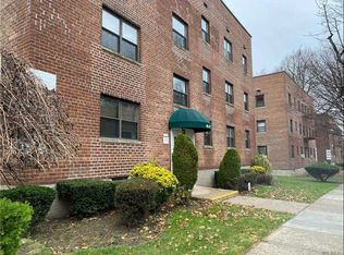 46-42 215th Pl #2B, Bayside, NY 11361