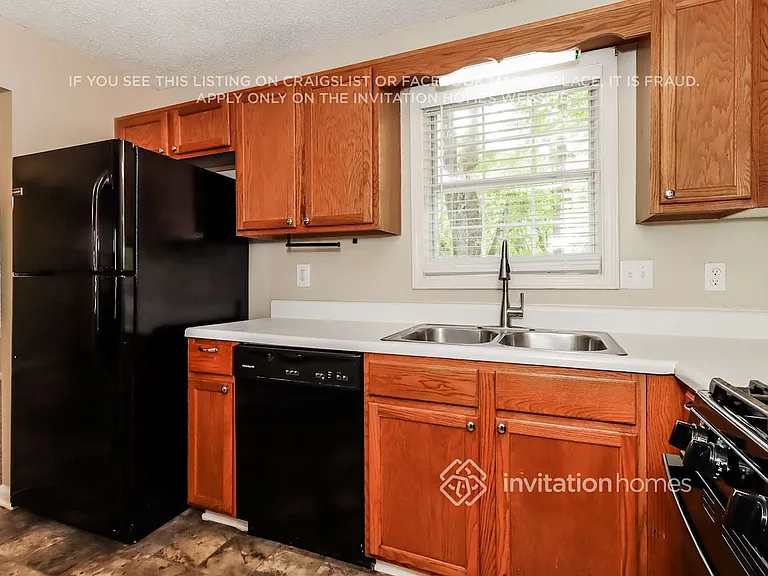 309 Ivy Brook Dr — Photo 10