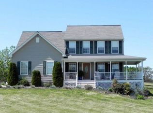 123 Quail Run Rd, Summit Point, WV 25446