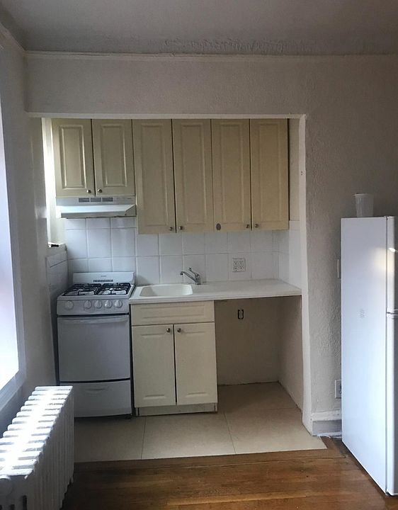 1st image of 14070 Ash Ave APT 306