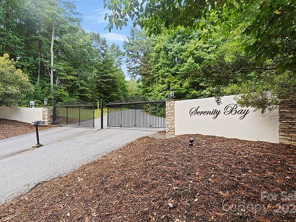 3rd image of Blue Mountain Dr