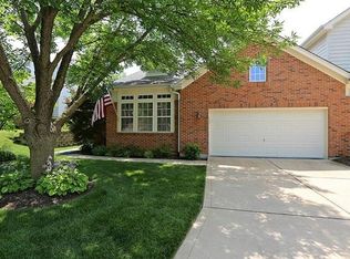 16814 Chesterfield Bluffs Cir, Chesterfield, MO
