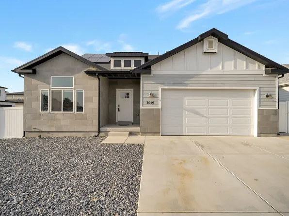 2019 E Harkers Way N, Eagle Mountain, UT 84005