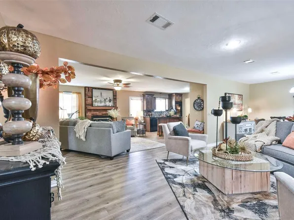 2126 Flamingo Ln, Duncan, OK 73533