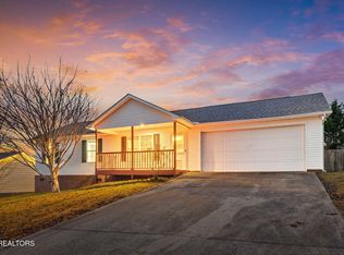 2822 Diane Gayle Dr, Knoxville, TN 37924