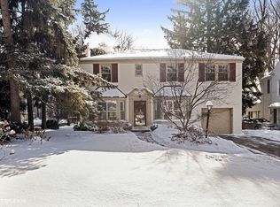 1927 Chestnut Ave, Wilmette, IL 60091
