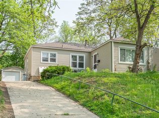 2823 Holcomb Ave, Des Moines, IA 50310