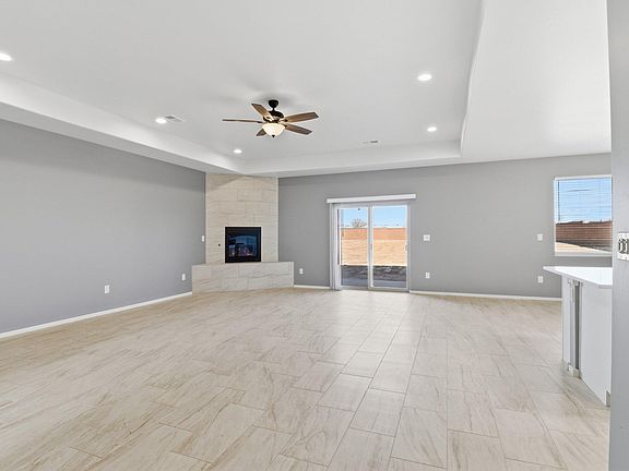 5th image of 509 12th Ave SE