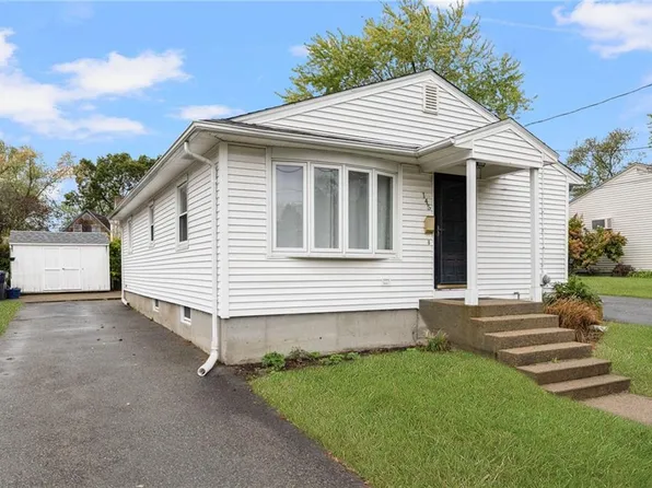 145 Harmon Ave, Cranston, RI 02910