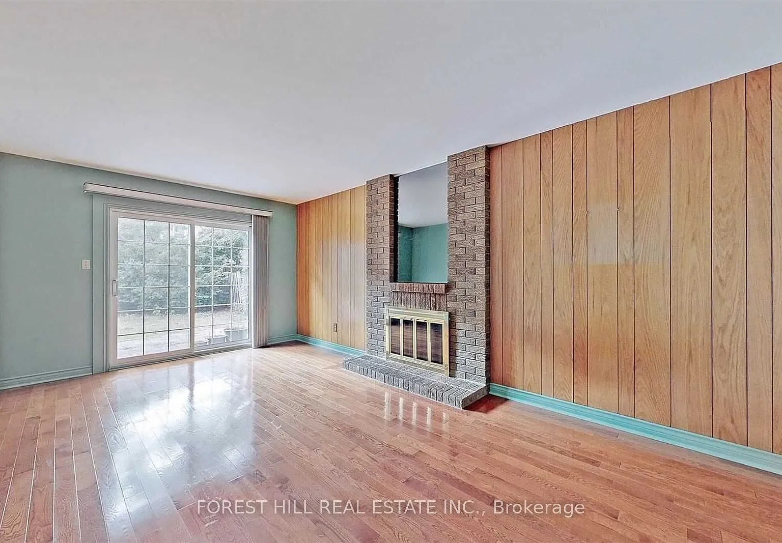 4 bed, $5,099 — Photo 2