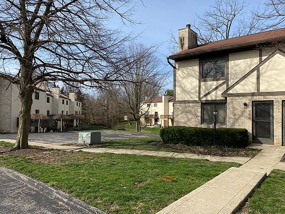 4th image of 5273 Wood Run Blvd