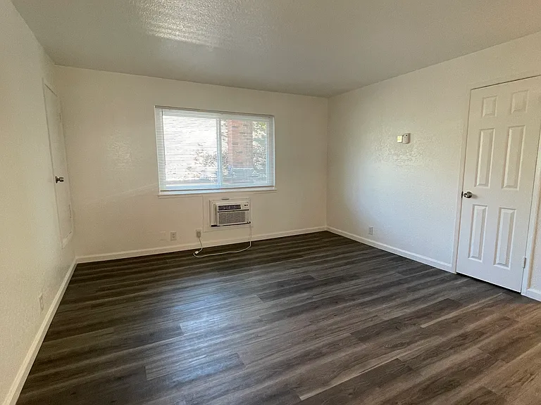 1213 V St #A — Photo 13