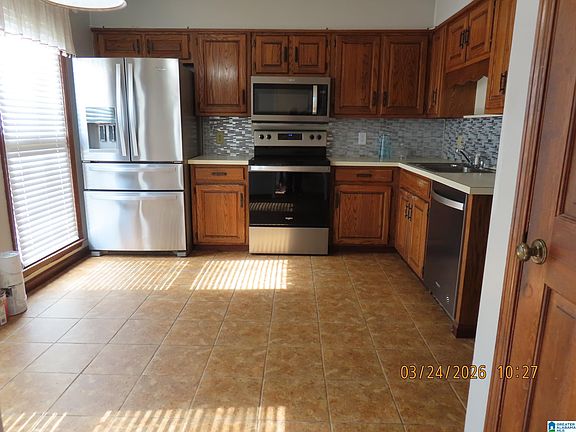 4th image of 1140 Springville Rd