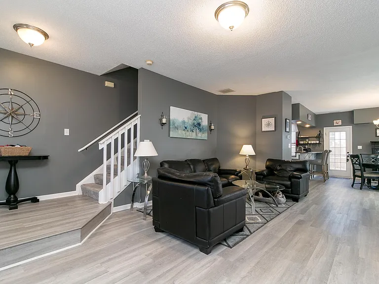 1805 Staple Inn Dr — Photo 3