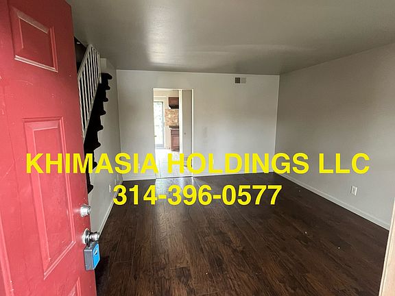 3rd image of 7281 Morningaire Cir