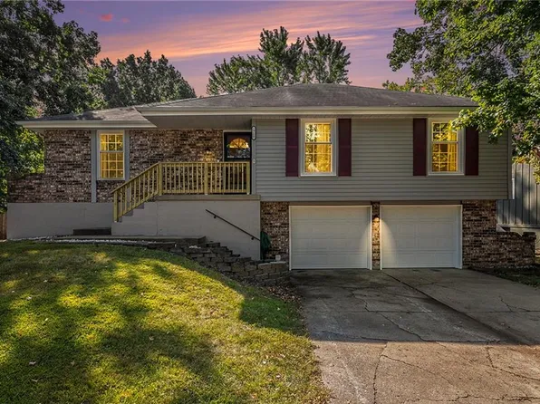 19117 E 14th St N, Independence, MO 64056