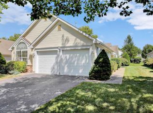 3 Skylark Ln, Lakewood, NJ 08701