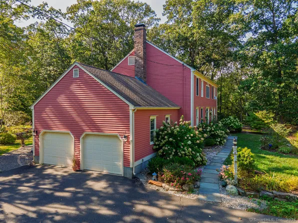 1498 Little Meadow Road, Guilford, CT 06437