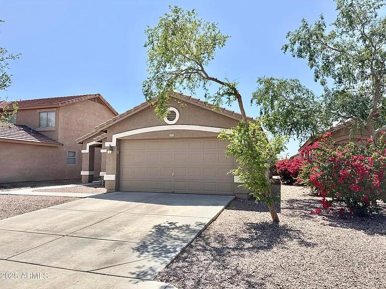 13719 W Keim Dr — Photo 2