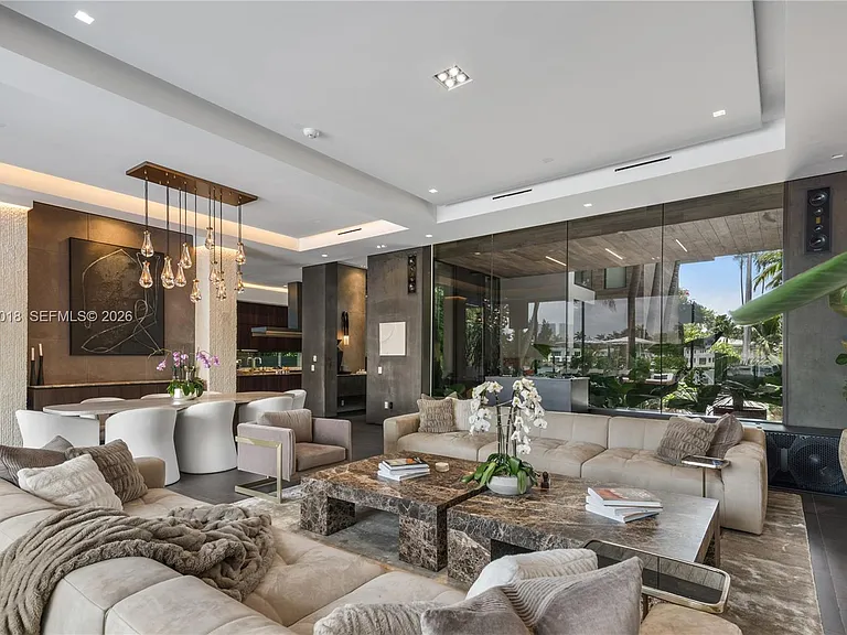 508 W Dilido Dr — Photo 15