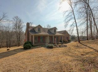 909 Stephen Dr, Clarksville, TN